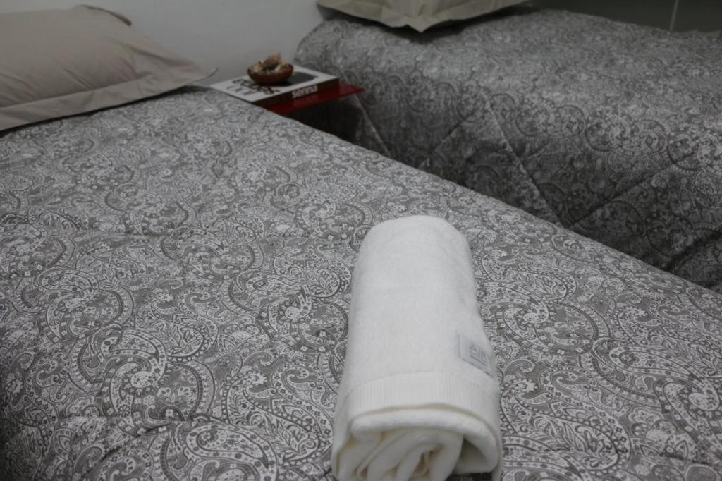 Excelente Quarto Com Cama De Casal King Em Casa Perto Do Aeroporto De Curitiba São José dos Pinhais 外观 照片